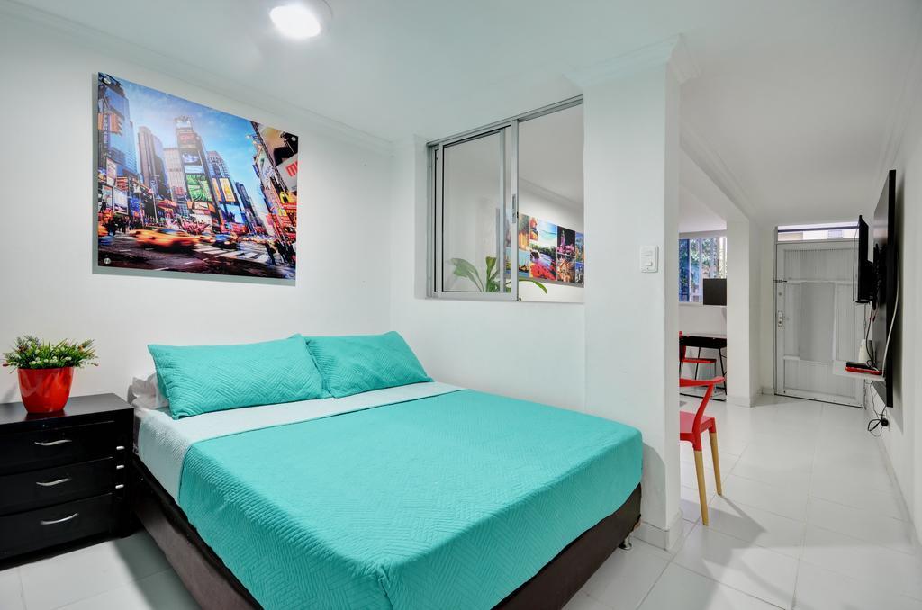 Apartamentos Amoblados Jg De La 70 เมเดยิน ภายนอก รูปภาพ
