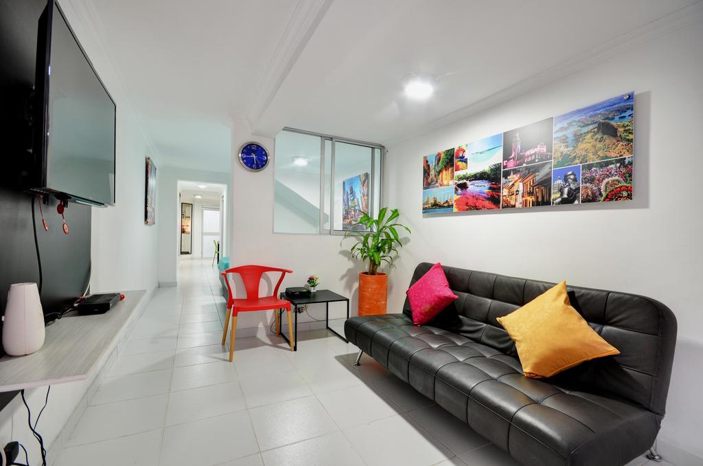 Apartamentos Amoblados Jg De La 70 เมเดยิน ภายนอก รูปภาพ